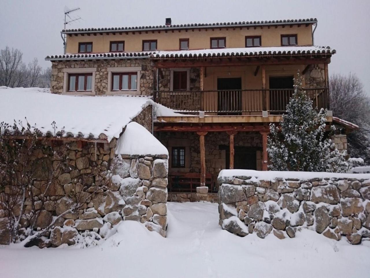 Navalperal de Tormes Casa Rural La Tablilla Y La Terraza מראה חיצוני תמונה